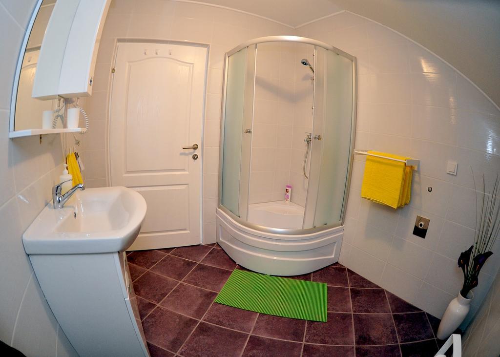 Apartments Zugec Seliste Dreznicko Room photo